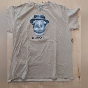 Kuwait CAMEL T-Shirt Men Sz M.  (A)